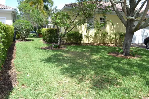 122 Florence Dr, Jupiter, FL 33458 photo 10