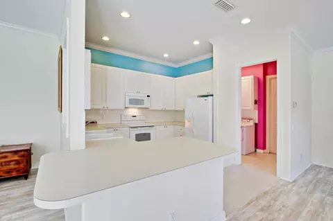 122 Florence Dr, Jupiter, FL 33458 photo 7