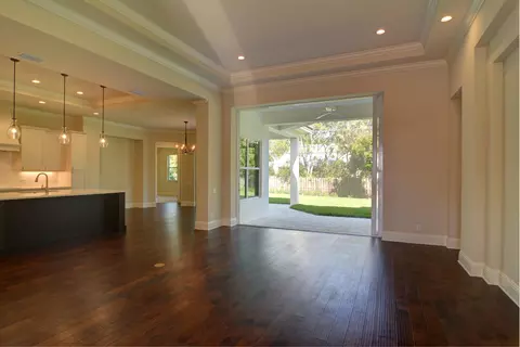 139 SE Martin Ave, Stuart, FL 34996 photo 3