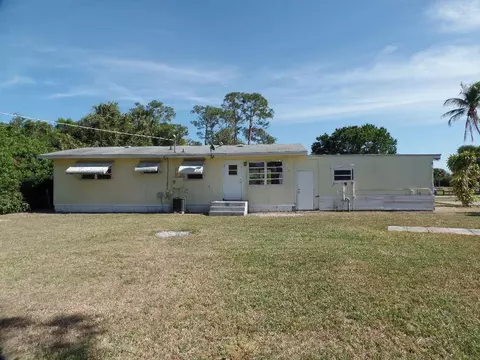 2833 SEllendale St, Stuart, FL 34997 photo 6