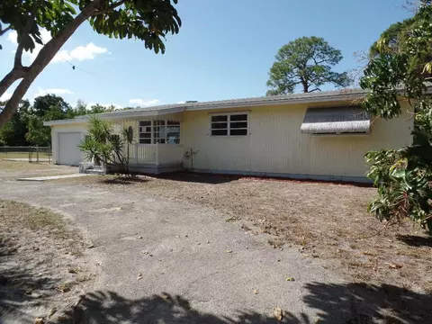 2833 SEllendale St, Stuart, FL 34997 photo 3