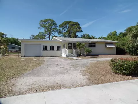 2833 SEllendale St, Stuart, FL 34997 photo 2