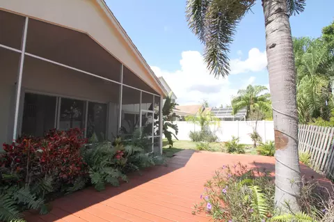 214 Pennock Trce, Jupiter, FL 33458 photo 4