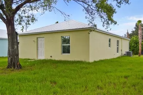 4912 SE Flounder Ave, Stuart, FL 34997 photo 13