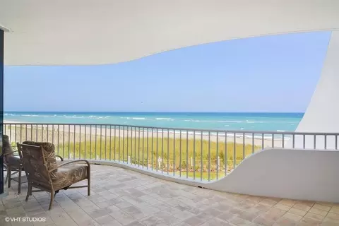 2001 Sailfish Point Blvd SE #216, Stuart, FL 34996 photo 10