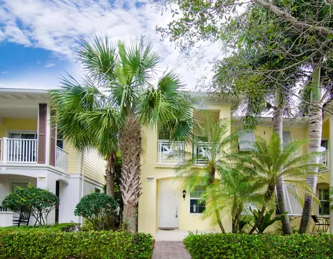 3167 E Community Dr, Jupiter, FL 33458 photo 1