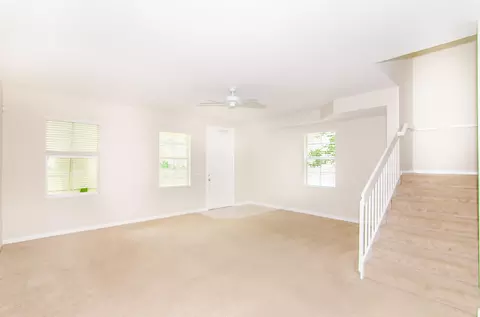 3167 E Community Dr, Jupiter, FL 33458 photo 3