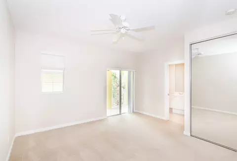 3167 E Community Dr, Jupiter, FL 33458 photo 12