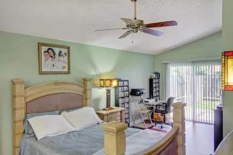 1325 E Glen Oak Rd, North Lauderdale, FL 33068 photo 9