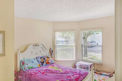 1325 E Glen Oak Rd, North Lauderdale, FL 33068 photo 13