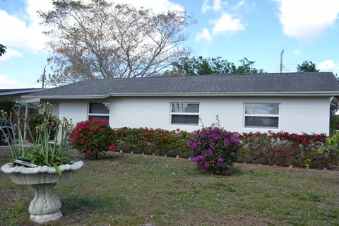 206 E Whitney Dr, Jupiter, FL 33458 photo 2