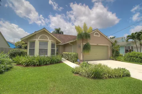 6076 Michael St, Jupiter, FL 33458 photo 3