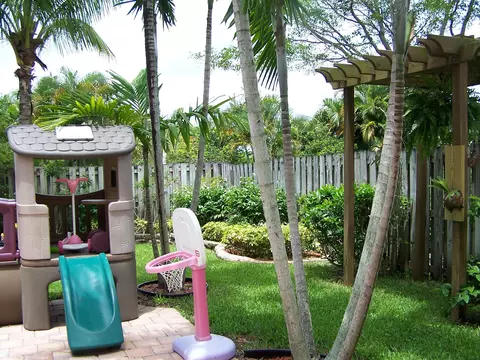 2486 SE Springtree Pl, Stuart, FL 34997 photo 10