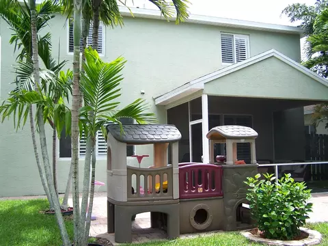 2486 SE Springtree Pl, Stuart, FL 34997 photo 9