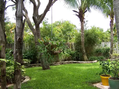 2486 SE Springtree Pl, Stuart, FL 34997 photo 6