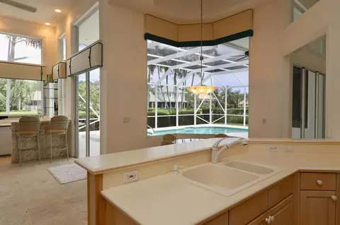 111 N River Dr E, Jupiter, FL 33458 photo 17