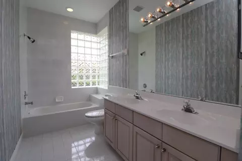 111 N River Dr E, Jupiter, FL 33458 photo 38