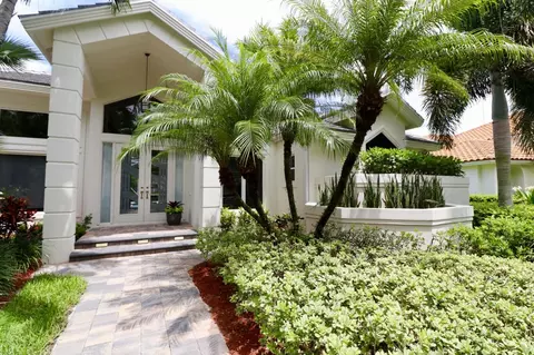 111 N River Dr E, Jupiter, FL 33458 photo 3