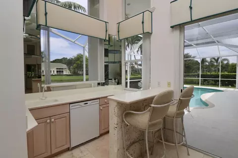 111 N River Dr E, Jupiter, FL 33458 photo 22