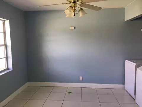 705 S Orange Ave, Jupiter, FL 33458 photo 4
