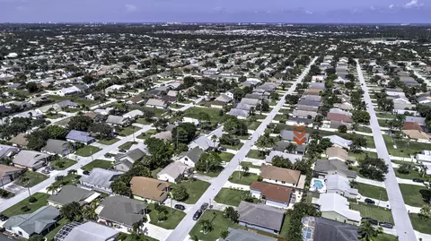 6296 Lucerne St, Jupiter, FL 33458 photo 23