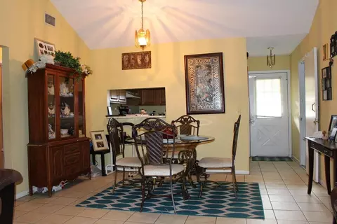 5914 SE Mitzi Ln, Stuart, FL 34997 photo 8