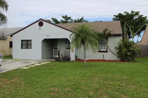 5914 SE Mitzi Ln, Stuart, FL 34997 photo 1