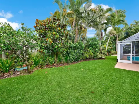217 Shorewood Way, Jupiter, FL 33458 photo 18