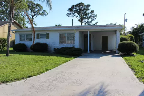 5598 SE Avalon Dr, Stuart, FL 34997 photo 1
