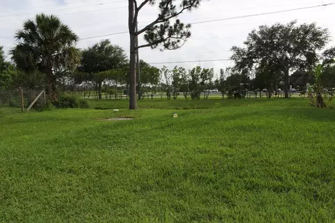 5598 SE Avalon Dr, Stuart, FL 34997 photo 18