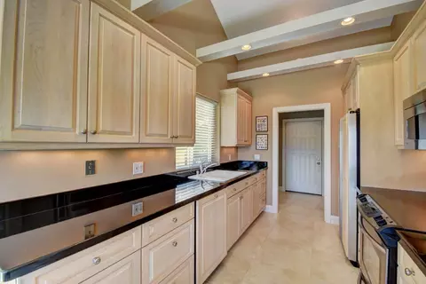 225 Ridge Rd, Jupiter, FL 33477 photo 11
