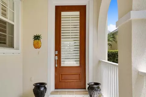 162 San Remo Dr, Jupiter, FL 33458 photo 3