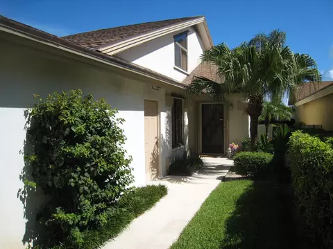 341 Ridge Rd, Jupiter, FL 33477 photo 3
