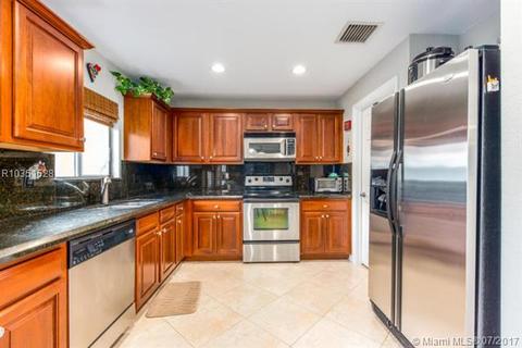 5483 SE Graham Dr, Stuart, FL 34997 photo 5