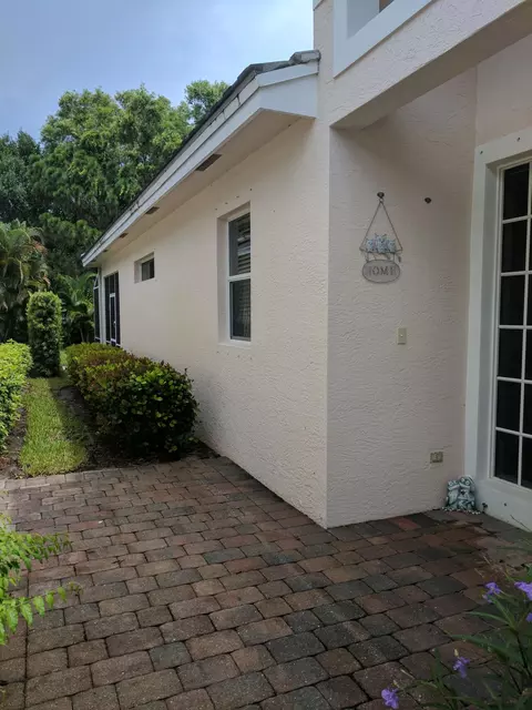 1547 SE Tidewater Pl, Stuart, FL 34997 photo 4