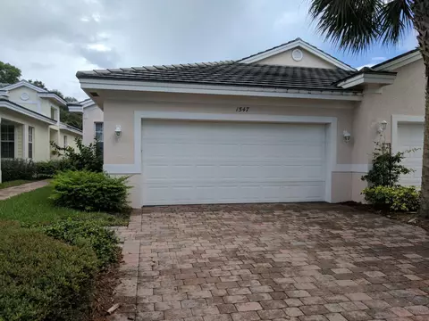 1547 SE Tidewater Pl, Stuart, FL 34997 photo 1