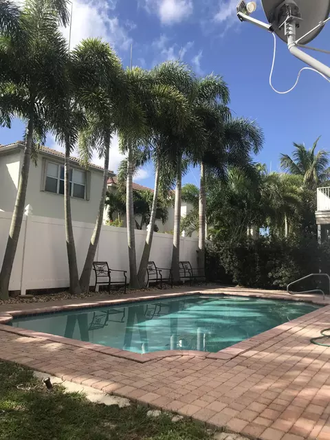 5034 Solar Point Dr, Greenacres, FL 33463 photo 6