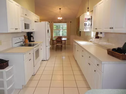 6741 SE Lillian Ct, Stuart, FL 34997 photo 14