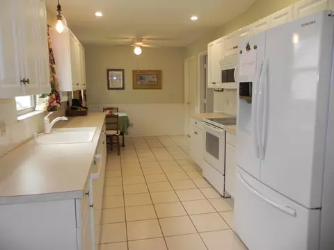 6741 SE Lillian Ct, Stuart, FL 34997 photo 13