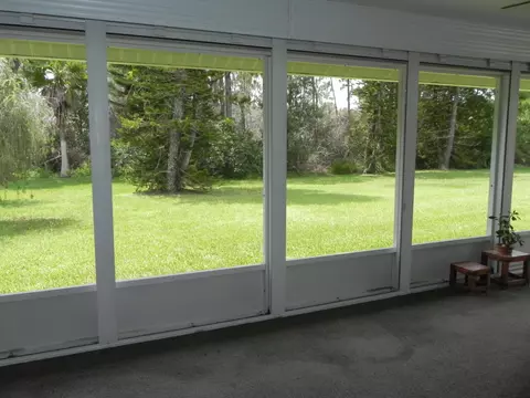 6741 SE Lillian Ct, Stuart, FL 34997 photo 4