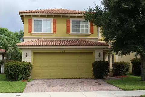 4574 SE Graham Dr, Stuart, FL 34997 photo 1