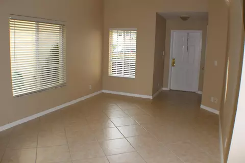 4574 SE Graham Dr, Stuart, FL 34997 photo 5