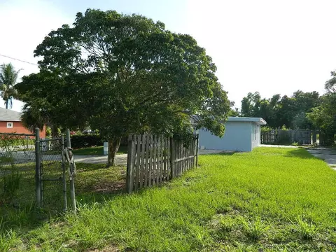 5544 SE 47th Ave, Stuart, FL 34997 photo 4
