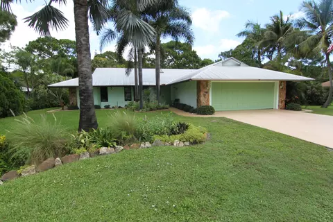 5645 SE Lamay Dr, Stuart, FL 34997 photo 1