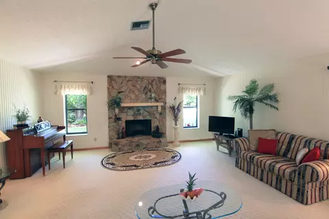 5645 SE Lamay Dr, Stuart, FL 34997 photo 6