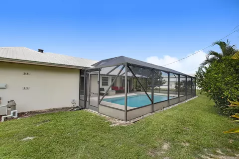 5242 SE Nassau Ter, Stuart, FL 34997 photo 10