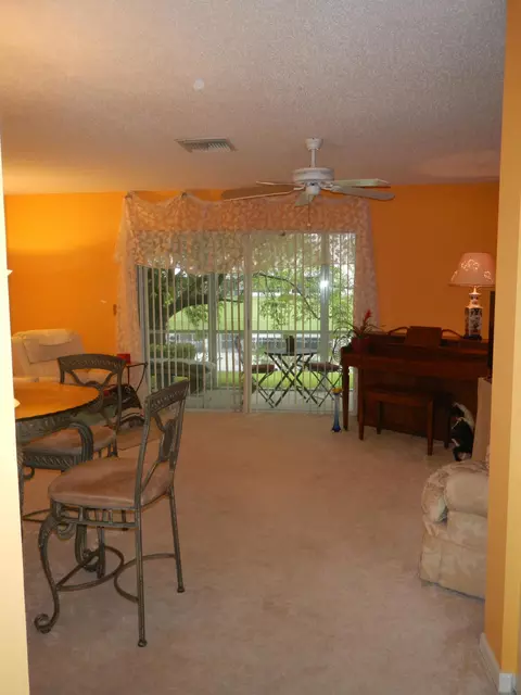 250 Timberwalk Trl, Jupiter, FL 33458 photo 11