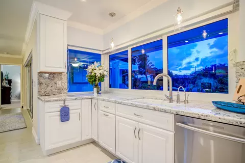 1295 SW Sycamore Ter, Boca Raton, FL 33486 photo 4
