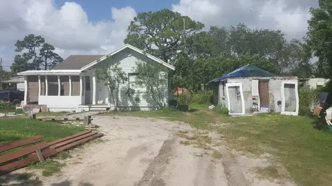 4974 SE Grouper Ave, Stuart, FL 34997 photo 6