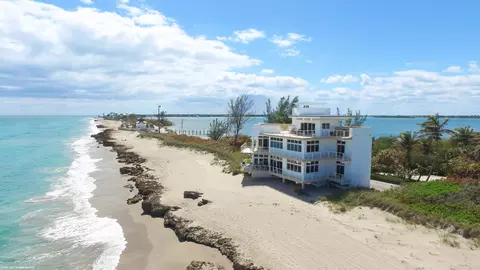 279 SE Macarthur Blvd, Stuart, FL 34996 photo 6